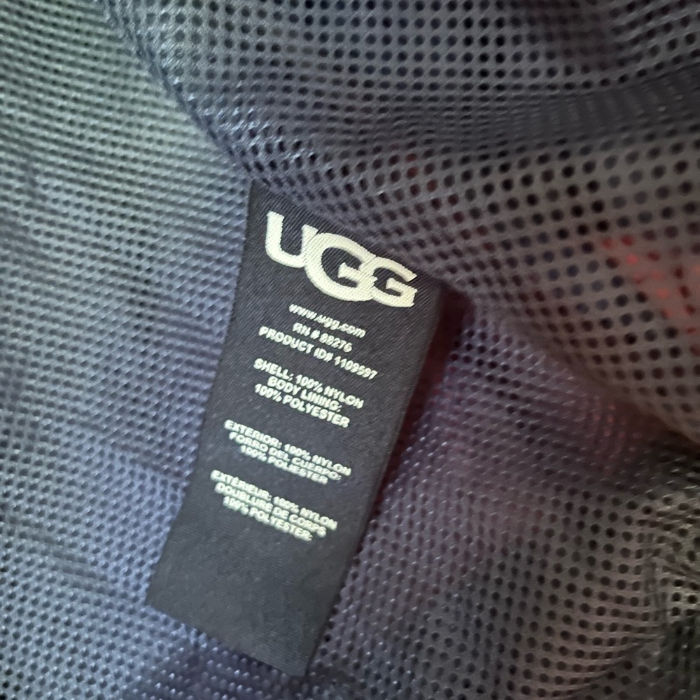 Ugg Lightweight Full Zip Jacket M - image 7